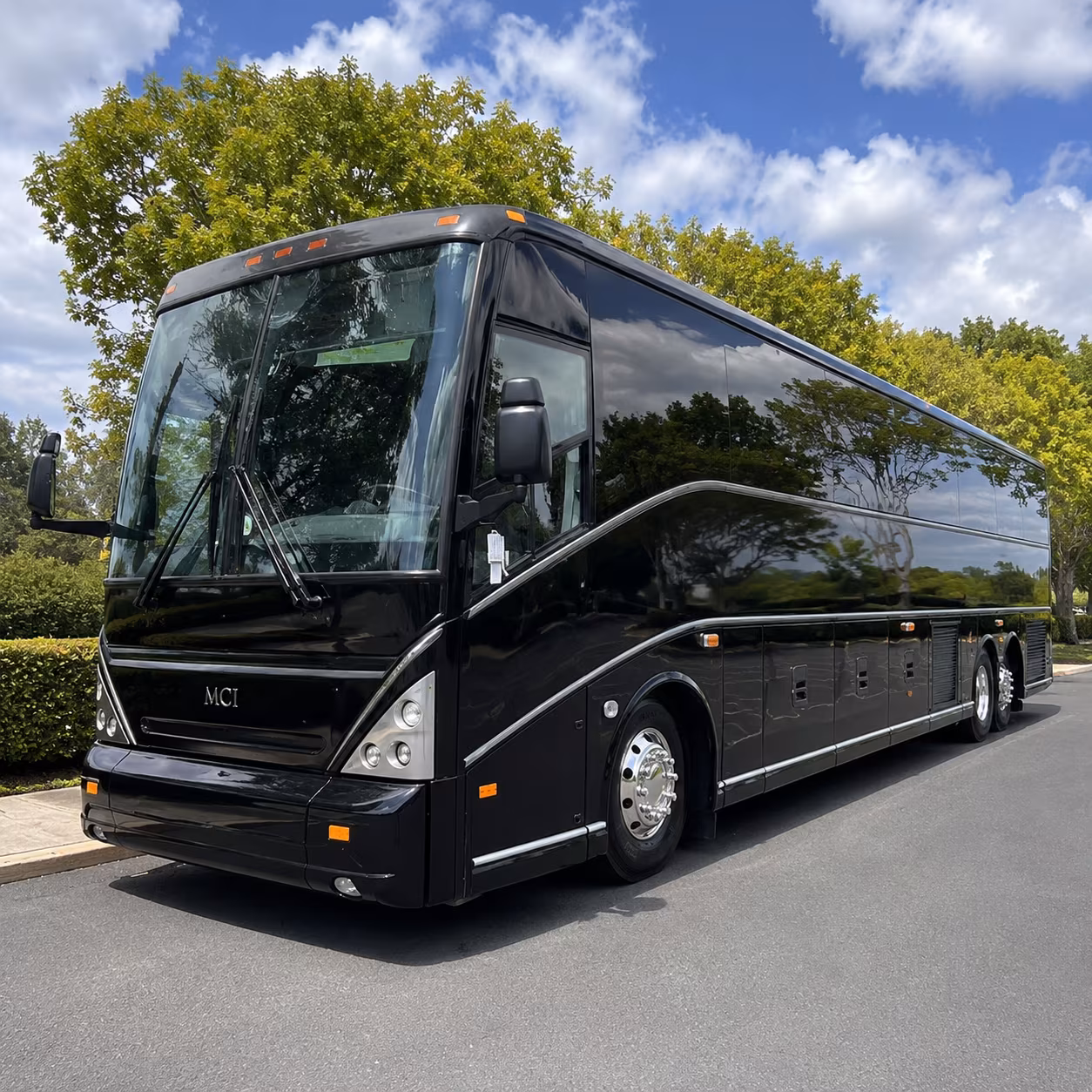 ann arbor and east lansing game day shuttles from southfield