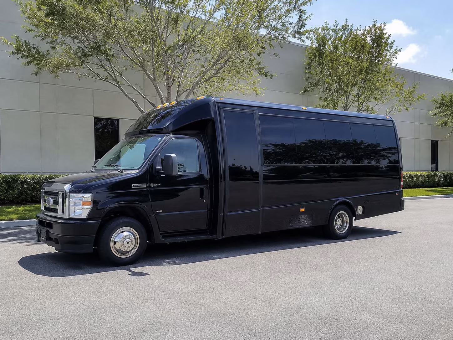 dearborn heights bus rentals