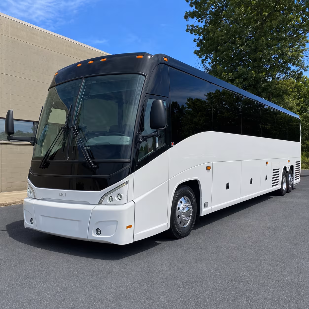 detroit bring your wedding guests together with a detroit charter bus