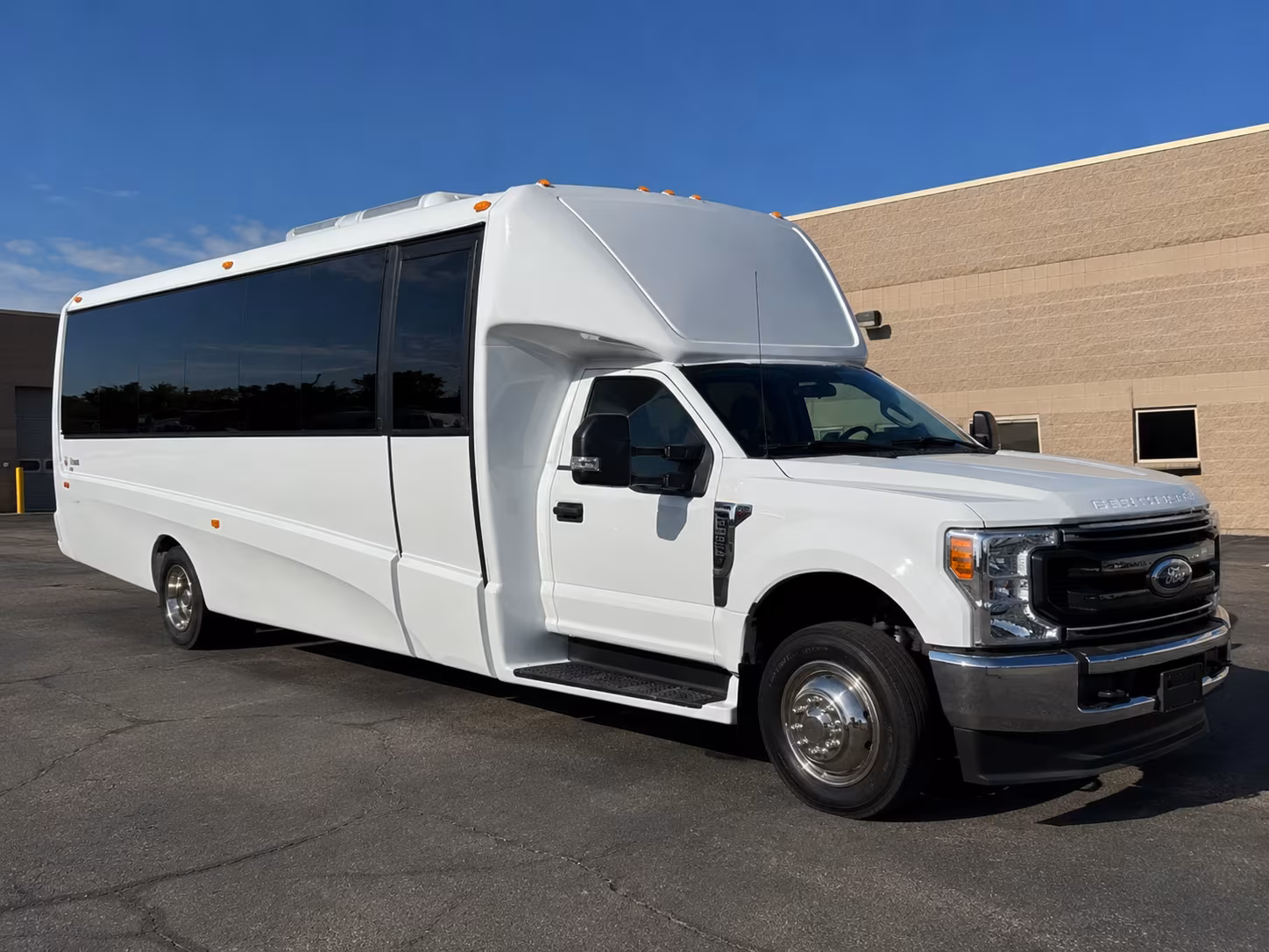 livonia give your group a better prom ride with livonia prom bus rentals