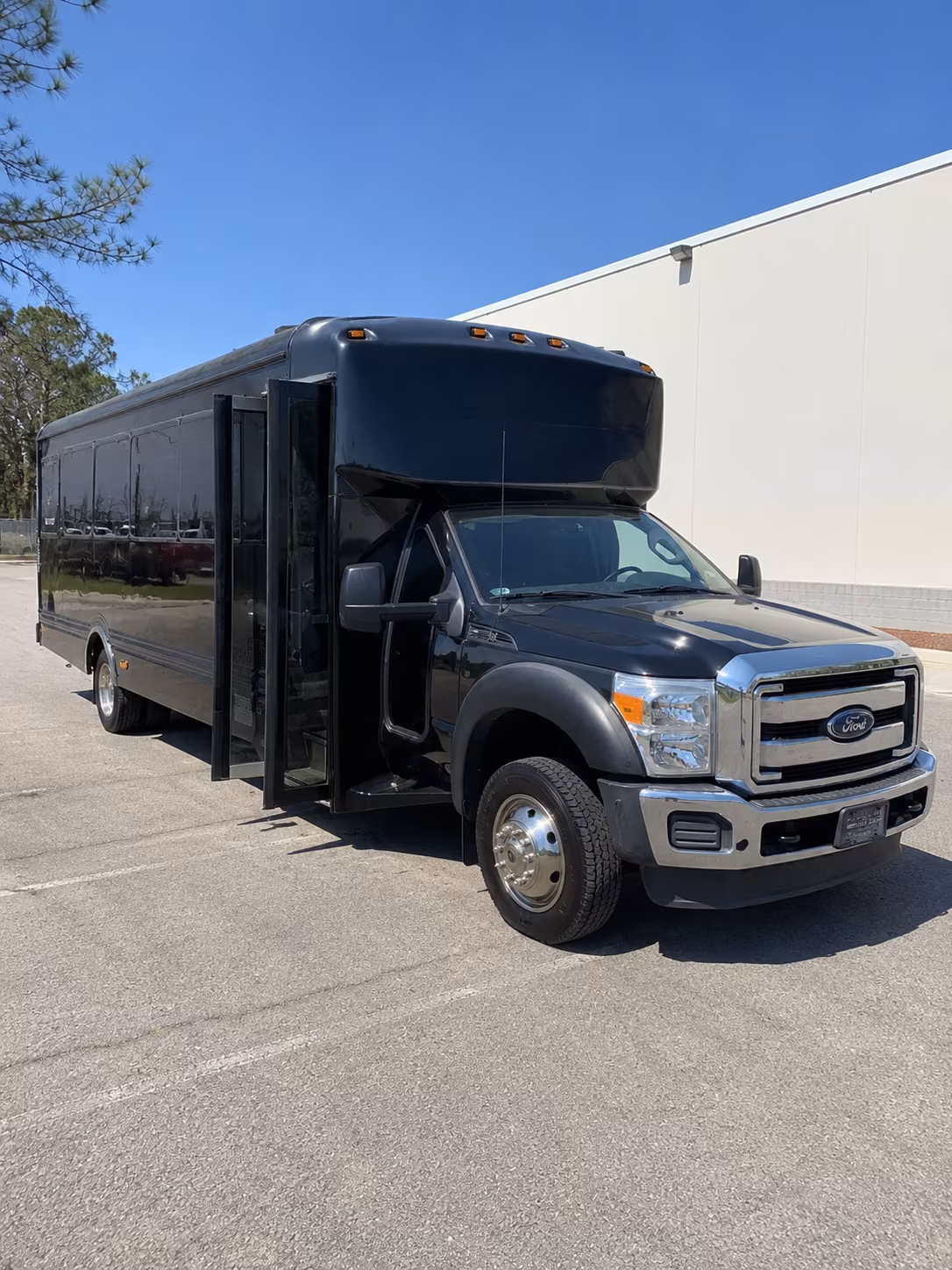 quinceanera sweet 16 party bus rental