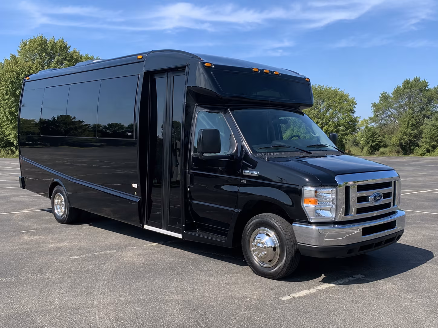west bloomfield attend west bloomfield concerts with a charter bus rental