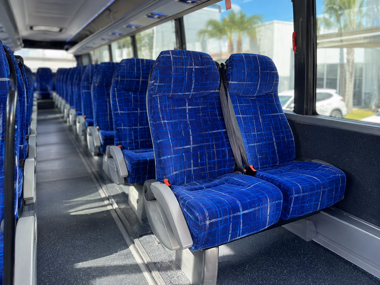 west bloomfield organize a west bloomfield corporate event with a charter bus